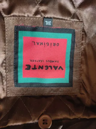 Cazadora de piel marrón