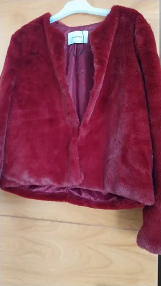 Chaqueta pelo burdeos