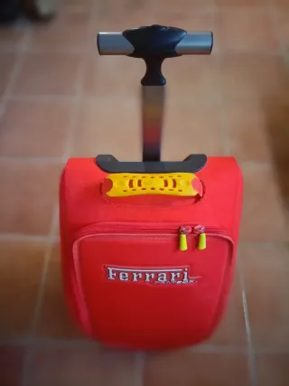 Maleta Ferrari Roja