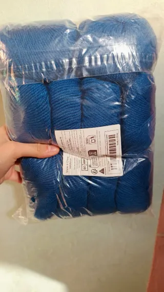 10 Gomitoli Lana Merino Blu