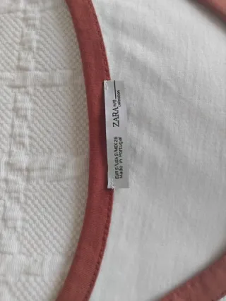 Camiseta blanca con estampado