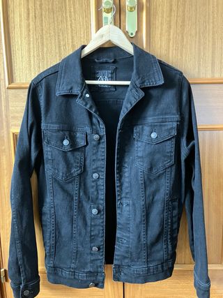 Cazadora vaquera Zara Negra
