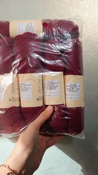 6 Gomitoli Lana Alpaca Borgogna