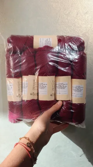 6 Gomitoli Lana Alpaca Borgogna