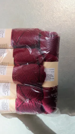 6 Gomitoli Lana Alpaca Borgogna