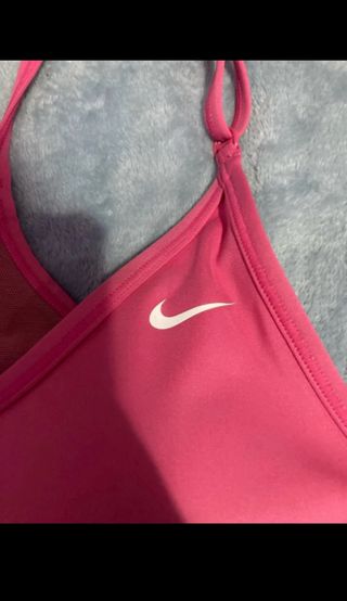 Top deportivo Nike Talla XS