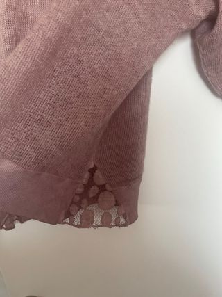 Jersey rosa y falda estampada