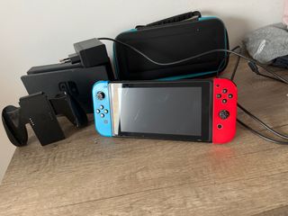 Nintendo Switch Blu e Rosso