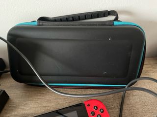 Nintendo Switch Blu e Rosso