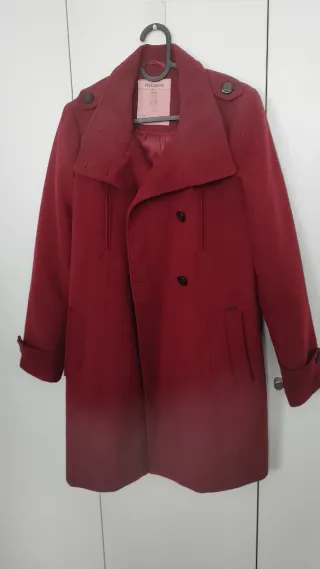 Abrigo paño granate Pull&Bear
