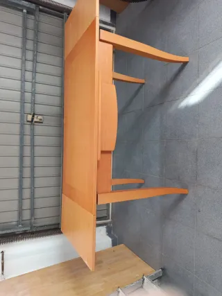 Mesa de cocina extensible.