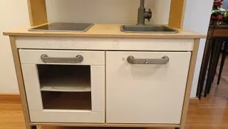 Cocinita de madera Ikea