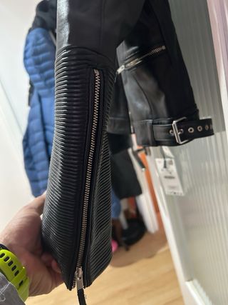 Chaqueta de Piel Negra Talla XL