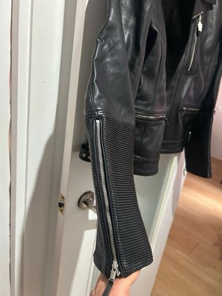 Chaqueta de Piel Negra Talla XL