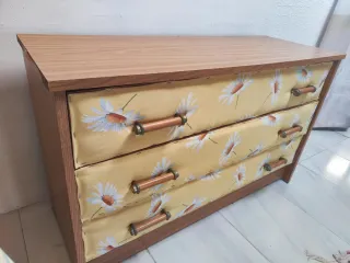 Cajonera y 2 cabeceros a juego