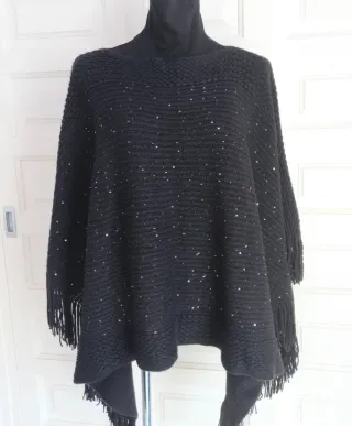 Poncho Negro con Lentejuelas,  Nuevo