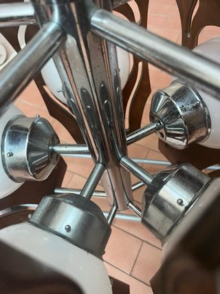 Lampadario legno e acciaio cromato