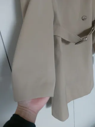 Abrigo Beige Clásico