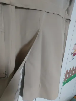 Abrigo Beige Clásico