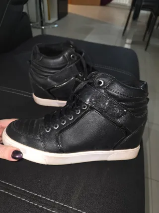 Zapatillas deportivas altas negras