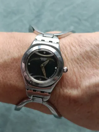 Swatch Irony Lady Fashion Link in Inox per Donna