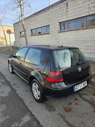 Volkswagen Golf 2001
