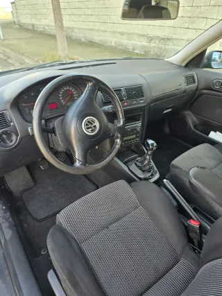 Volkswagen Golf 2001