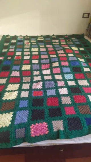 Coperta uncinetto vintage anni 70 lana