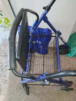 Andador carrito para personas con movilidad reduci