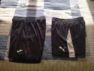 2 Pantalones cortos deporte negros chico T. 13-14