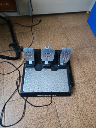 Pedales Thrustmaster TLCM
