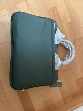 Bolso portátil Parfois verde oliva nuevo