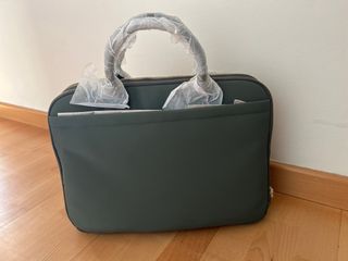 Bolso portátil Parfois verde oliva nuevo