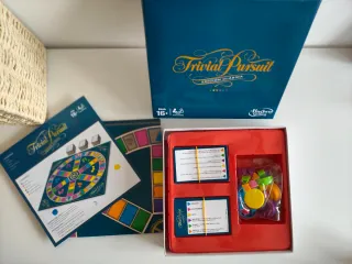 Lote 2 juegos: Trivial Pursuit Ed.Clásica + Cluedo