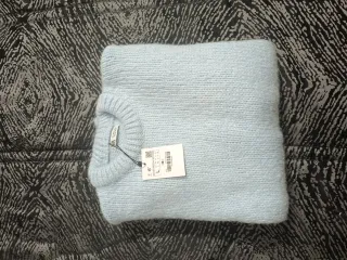 Jersey Zara azul claro