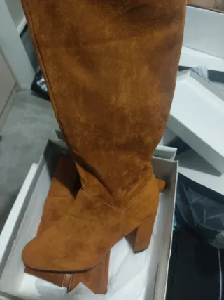 Botas altas marrones