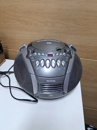 Radio CD Mx Onda Portátil Gris/Plata