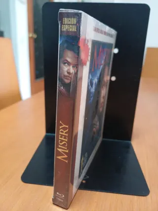 Blu-ray Misery Edición Especial con Postales