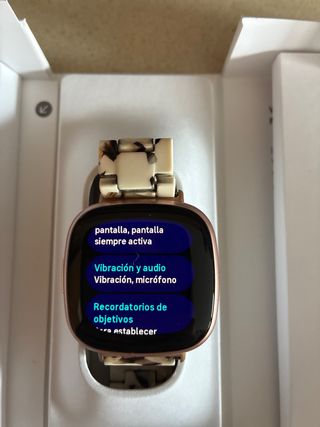 Fitbit Versa 4 oro rosa IMPECABLE
