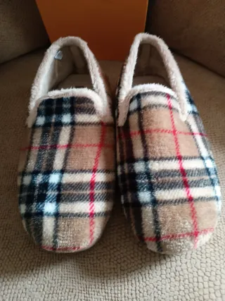 Zapatillas casa hombre Vulca-Vicha sin estrenar