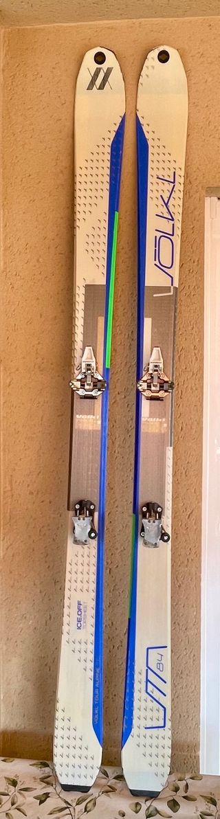 Esquís Völkl VTA 84 162cm + Pieles