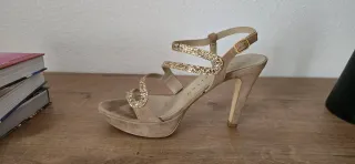 Sandalias de fiesta doradas