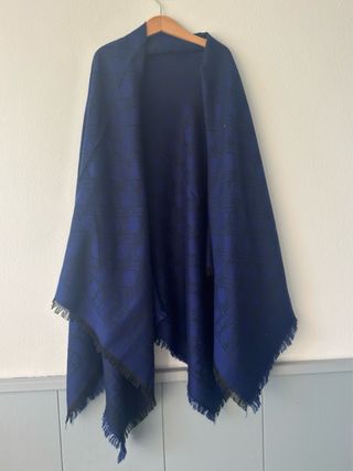 Manta Hermes Cachemira Azul y Negro