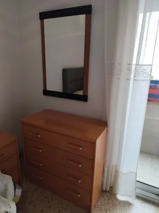 Cómoda y espejo madera