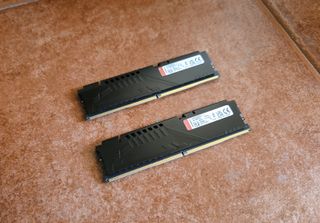 DDR5 32GB Kingston Fury Beast