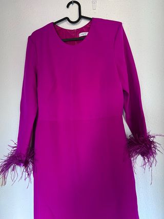 Vestido Miphai Morado con Plumas