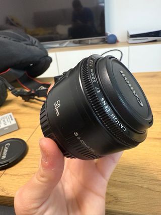 Canon EOS 650D Cámara DSLR + Lente