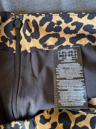 Falda pantalón Guess animal print nueva
