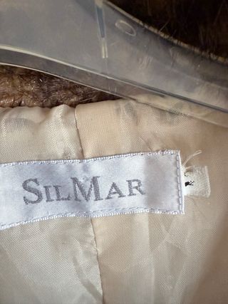 Abrigo SILMAR beige con detalles de pelo
