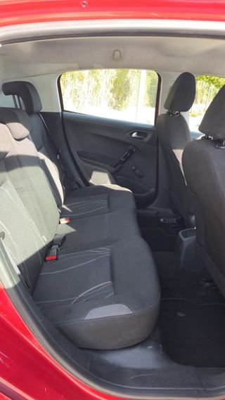 Peugeot 208 1.2 eVTI ACTIVE – Automático (2014) C